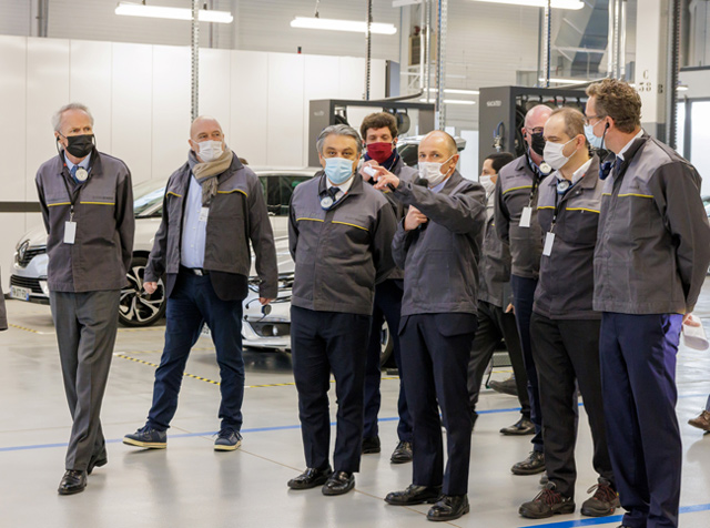 Renault Grupa: Prva godišnjica fabrike Refactory i svečano otvaranje jedinice PV u Flinsu