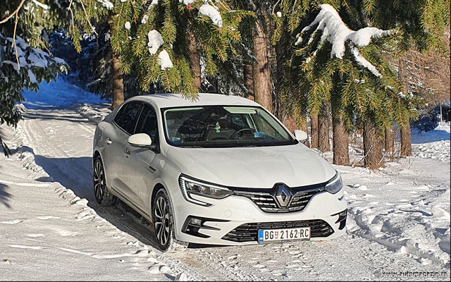 Testirali smo: Renault Megane GrandCoupe 115 TCe (FOTO)