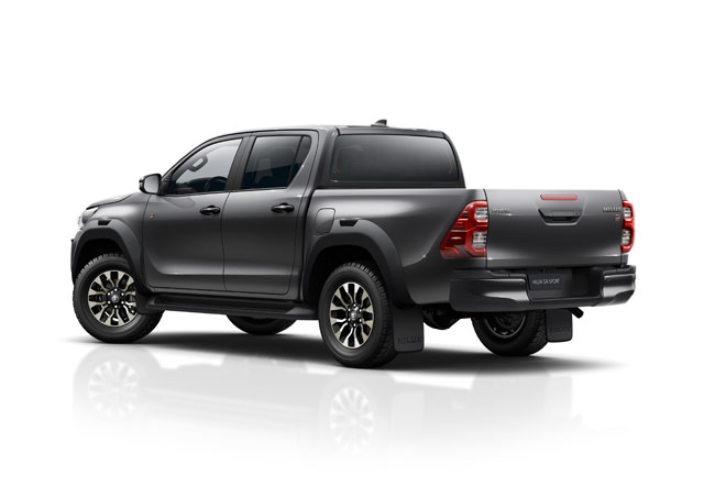 Toyota Hilux GR Sport - stil i performanse nadahnuti relijem