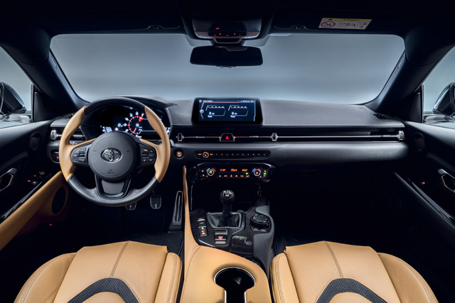 Predstavljena Toyota GR Supra s jedinstvenim manuelnim menjačem za trkačke zaljubljenike