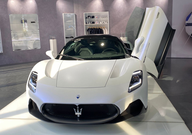 Maserati super-automobil stigao u Srbiju (FOTO)