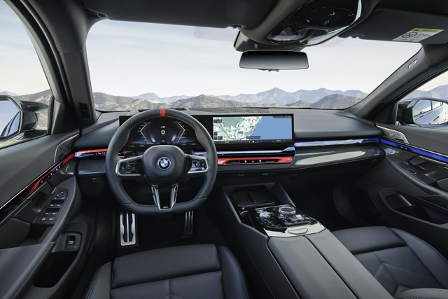 Premijera novih modela BMW Serije 5 i BMW i5