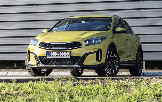 Testirali smo: Kia XCeed 1.5 T-GDI (FOTO)