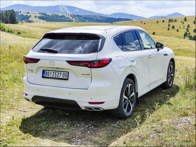 Testirali smo: Mazda CX-60 2.5 e-Skyactiv PHEV (FOTO)