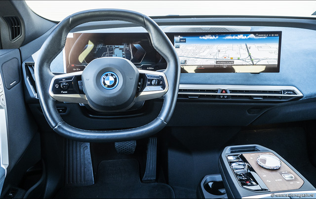 Testirali smo: BMW iX xDrive40 (FOTO)