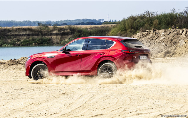 Testirali smo: Mazda CX-60 3.3 E-Skyactiv D 254