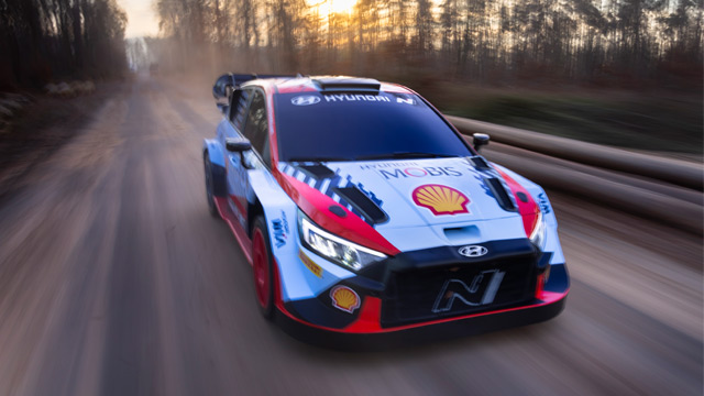 Hyundai i M-Sport Ford predstavili nove boje za sezonu 2024 (FOTO)