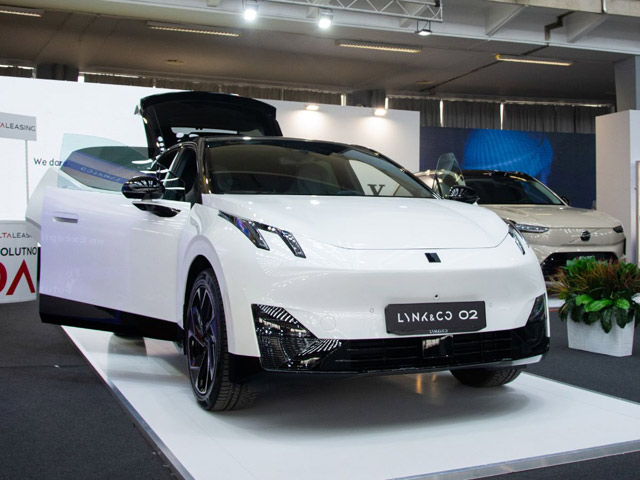 Lynk & Co 02 u centru pažnje na Beogradskom sajmu – Prekretnica za brend u Srbiji