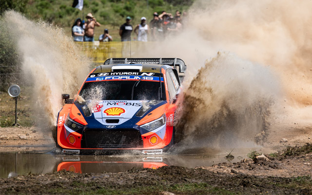 Rally Italia Sardegna 2025 - Ogier u simboličnom vođstvu