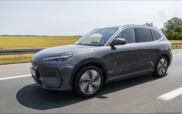 Geely EX5: električni SUV sledeće generacije stigao u Srbiju