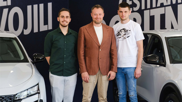 LAV nagradio verne potrošače: Dva Peugeot-a 408 uručena su  srećnim dobitnicima