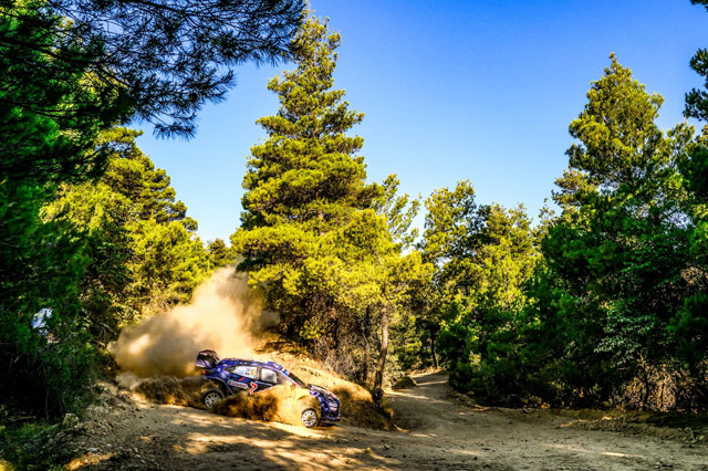 69. EKO Acropolis Rally 2025 - Tanak vodi tesno ispred Fourmauxa (VIDEO)