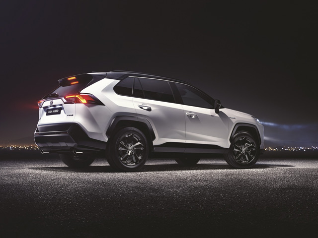 Toyota RAV4 u nikad atraktivnijoj ponudi: Pola plati sada, pola na rate bez kamate!