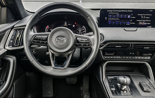 Testirali smo: Mazda CX-80 2.5  e-Skyactiv PHEV (FOTO)