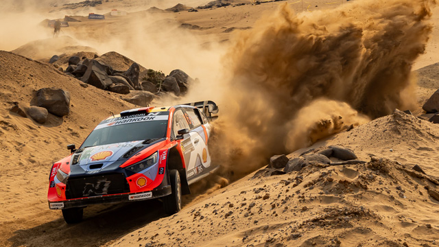 Rally Saudi Arabia 2025 - Adrien Fourmaux preuzeo vođstvo (FOTO)