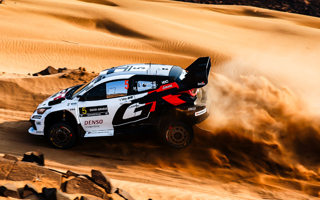 Rally Saudi Arabia 2025 - Adrien Fourmaux preuzeo vođstvo (FOTO)