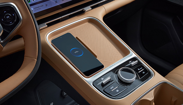 Geely Starray EM-i / Plug-in hibrid nove generacije stiže u Srbiju