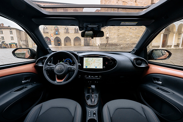 Nova Toyota Aygo X HEV predstavljena u Srbiji - cena poznata