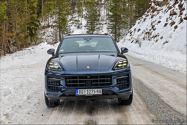 Testirali smo: Porsche Cayenne S