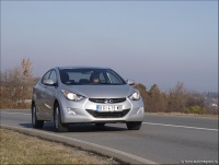 Hyundai Elantra 1.6 MPI  Test