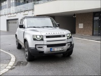 Land Rover Defender 110 D240 - test 2021