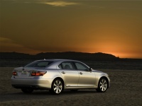 Slike automobila -  Lexus LS600h L