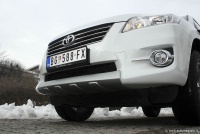 Toyota RAV4 2.2 D-CAT White Edition