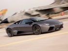 Lamborghini Reventon protiv aviona - trka za TV kamere