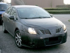 Nova Toyota Avensis - špijunske fotke