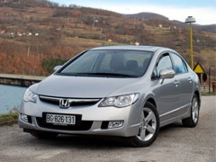 Test: Honda Civic Sedan - Zlatna sredina