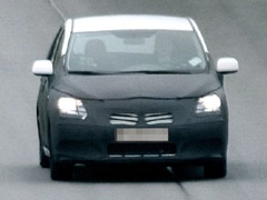 Toyota Auris Verso - špijunske fotografije