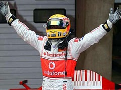 F1 VN Kine - Hamilton `kaparisao` titulu