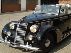 Automobil diktatora za prodaju