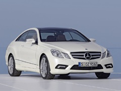 Novi Mercedes-Benz E Coupe stoji na platformi C klase