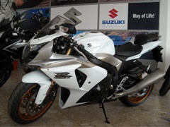 Euro Sumar - Novi Suzuki motocikli i na našem tržištu