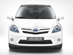 Toyota u Frankfurtu: Auris full-hybrid, Prius Plug-in...