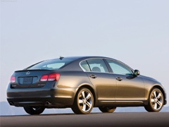 Lexus priprema supersnažni sedan GS-F