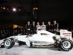Formula 1 - Mercedes predstavio tim i bolid