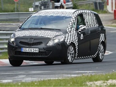 Nova Opel Zafira - špijunske fotografije