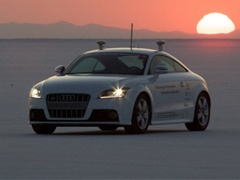 Video: Audi TTS Pikes Peak - Kupe koji se kreće bez vozača
