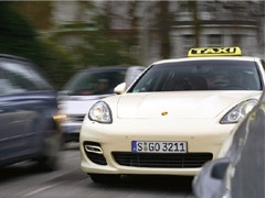Porsche Panamera opet kao taxi - naviknite se