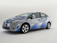 Video: Toyota Prius Plug-in - vožnja i punjenje