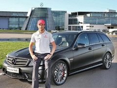 Jenson Button ima novi automobil - Mercedes C63 AMG DR 520