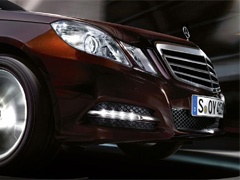 Mercedes-Benz klase E: Novi oblik LED dnevnih svetala