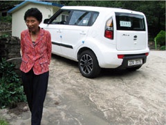 Žena koja je 960 puta polagala vozački ispit, dobila automobil