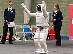 Honda istraživanje: život sa humanoidnim robotima