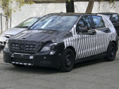 Mercedes-Benz B 2012: špijunske fotografije