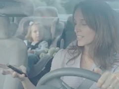 BMW se bori protiv pisanja SMS poruka tokom vožnje