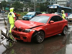 BMW 1 M Coupe - prvo razbijanje
