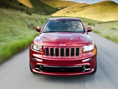 Video: Jeep Grand Cherokee SRT8